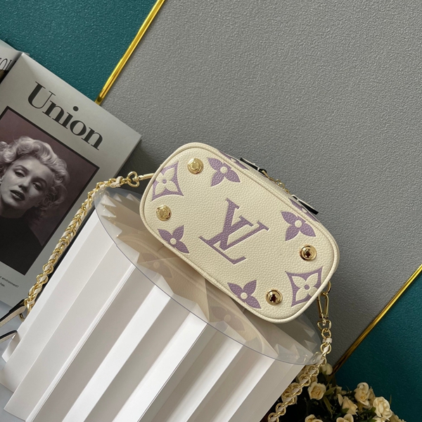 ルイヴィトンバッグ着用イメージ